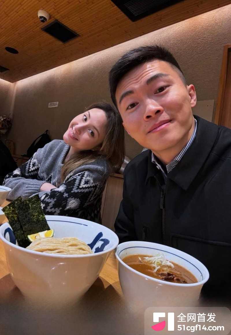 赌王千金 何超云 抛弃未婚夫官宣恋情7